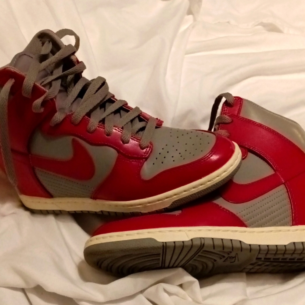 Nike dunk sky high